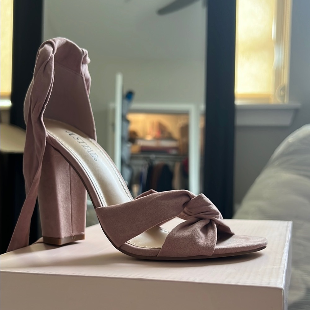 Elegant Pink Women's Wrap Heels